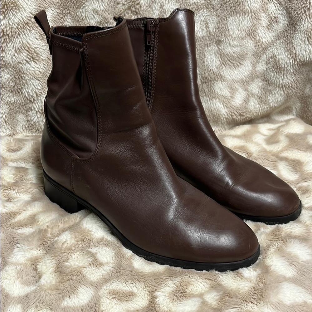 Aldo Brown Ankle Boots with Elastic Panels sz 10 waterproof